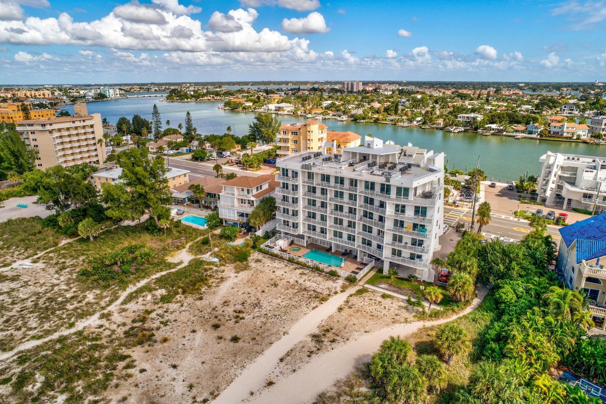 Oceana 202 West Villa St. Pete Beach Buitenkant foto